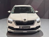 Usado Skoda Kamiq Ambition 110 CV (80 kW) 2021 Blanco SUV