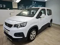 Usado Peugeot Rifter Active 100 CV (73 kW) 2021 Blanco Monovolumen
