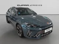 Usado Cupra Leon 150 CV (110 kW) 2025 Azul Familiar