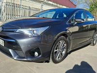 Usado Toyota Avensis Advance 143 CV (105 kW) 2015 Gris / plata Berlina