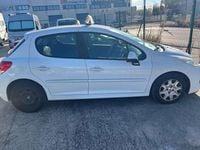 Usado Peugeot 207 95 CV (69 kW) 2011 Blanco Utilitario