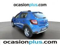 Usado Dacia Sandero Stepway 90 CV (66 kW) 2016 Azul Utilitario
