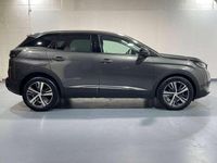 Usado Peugeot 3008 Allure 129 CV (94 kW) 2020 Gris SUV