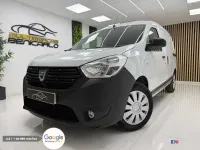 Usado Dacia Dokker Essentiel 95 CV (69 kW) 2021 Blanco Monovolumen