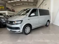 Usado VW Caravelle 150 CV (110 kW) 2018 Gris / plata Van