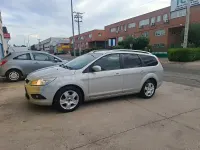 Usado Ford Focus Trend 100 CV (73 kW) 2010 Gris / plata Familiar
