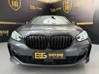 Usado BMW 118 Comfort Edition 150 CV (110 kW) 2020 Gris / plata Berlina