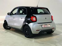 Usado Smart ForFour Passion 90 CV (66 kW) 2017 Gris / plata Utilitario
