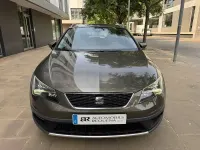 Usado Seat Leon 4Drive 150 CV (110 kW) 2015 Marrón Familiar