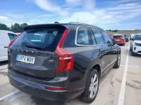 Usado Volvo XC90 Core 235 CV (172 kW) 2023 Gris / plata SUV