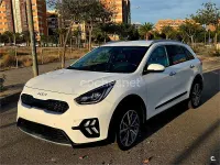 Usado Kia Niro 141 CV (103 kW) 2023 Blanco SUV