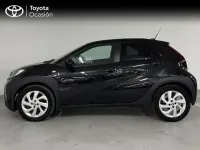 Usado Toyota Aygo X Play 72 CV (52 kW) 2024 Negro azabache SUV