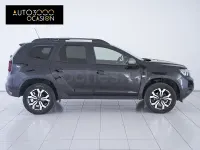 Usado Dacia Duster Journey 100 CV (73 kW) 2023 Negro SUV