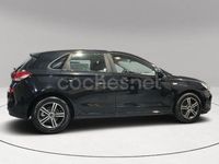 Usado Hyundai i30 100 CV (73 kW) 2017 Negro Berlina