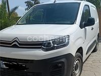 Käytetty Citroën Berlingo Feel 102 HP (75 kW) 2021 Valkoinen Tila-auto