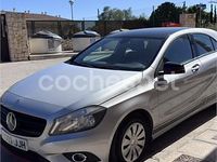 Usado Mercedes A180 Style 109 CV (80 kW) 2013 Gris / plata Berlina