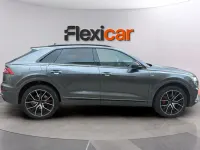 Usado Audi Q8 Premium 340 CV (250 kW) 2020 Gris SUV