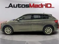 Usado Skoda Scala Ambition 95 CV (69 kW) 2022 Gris / plata Utilitario