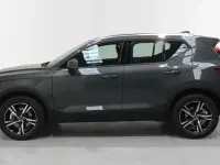 Nuevo Volvo XC40 Core 2026 Verde SUV