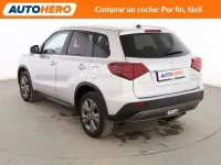 Begagnad Suzuki Vitara GLX 116 HK (85 kW) 2022 Grå SUV