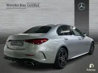 Usado Mercedes C300e 313 CV (230 kW) 2024 Plata hightech Berlina