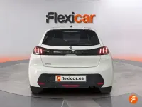 Usado Peugeot 208 Allure 100 CV (73 kW) 2023 Blanco Utilitario