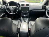 Usado Honda Accord Executive 190 CV (139 kW) 2003 Gris / plata Berlina