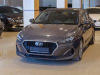 Usado Hyundai i30 Style 136 CV (100 kW) 2019 Gris / plata Berlina