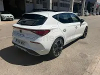 Usado Cupra Leon 150 CV (110 kW) 2024 Blanco Berlina