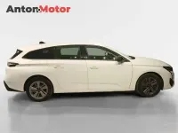 Usado Peugeot 308 Active 130 CV (95 kW) 2022 Blanco Berlina