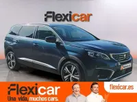 Usado Peugeot 5008 Allure 120 HP (88 kW) 2018 Azul SUV