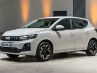 Usado Dacia Sandero Lauréate 75 CV (55 kW) 2018 Blanco Utilitario