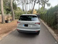 Usado Skoda Karoq Selection 150 CV (110 kW) 2025 Gris / plata SUV