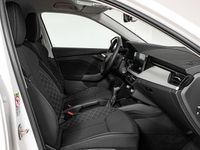 Usado Skoda Kamiq Ambition 110 CV (80 kW) 2022 Blanco SUV