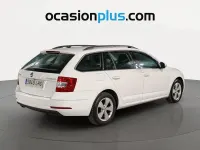 Usado Skoda Octavia Ambition 116 HP (85 kW) 2020 Branco Carrinha