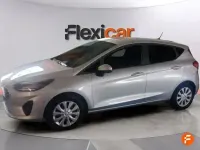 Usado Ford Fiesta Trend 75 CV (55 kW) 2023 Gris Utilitario