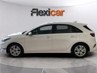 Usado Kia Ceed 120 CV (88 kW) 2022 Blanco Utilitario