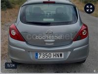 Usado Opel Corsa Selective 75 CV (55 kW) 2013 Gris / plata Berlina