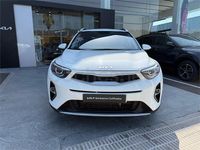 Usado Kia Stonic 100 CV (73 kW) 2024 Blanco SUV