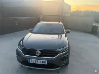 Usado VW T-Roc Sportline 150 CV (110 kW) 2019 Gris / plata SUV