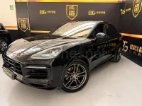 Usado Porsche Cayenne Platinum Edition 462 CV (339 kW) 2023 Negro SUV