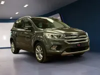 Usado Ford Kuga Titanium 150 CV (110 kW) 2018 Gris / plata SUV