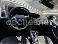 Usado Ford Focus Trend 115 CV (84 kW) 2014 Blanco Berlina