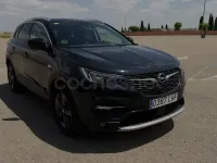 Usado Opel Grandland X Selective 130 CV (95 kW) 2020 Gris / plata SUV