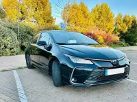Usado Toyota Corolla Style 139 CV (102 kW) 2024 Negro Berlina