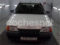 Usado Opel Kadett S 82 CV (60 kW) 1986 Blanco Berlina