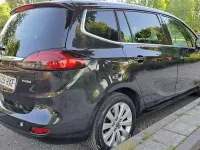 Usado Opel Zafira Family 140 CV (102 kW) 2014 Negro Monovolumen