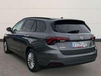 Usado Fiat Tipo Life 95 CV (69 kW) 2022 Gris Familiar