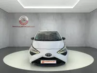 Usado Toyota Aygo X-cite 72 CV (52 kW) 2019 Blanco Utilitario