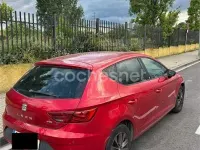 Usado Seat Leon Style 110 CV (80 kW) 2017 Rojo Berlina